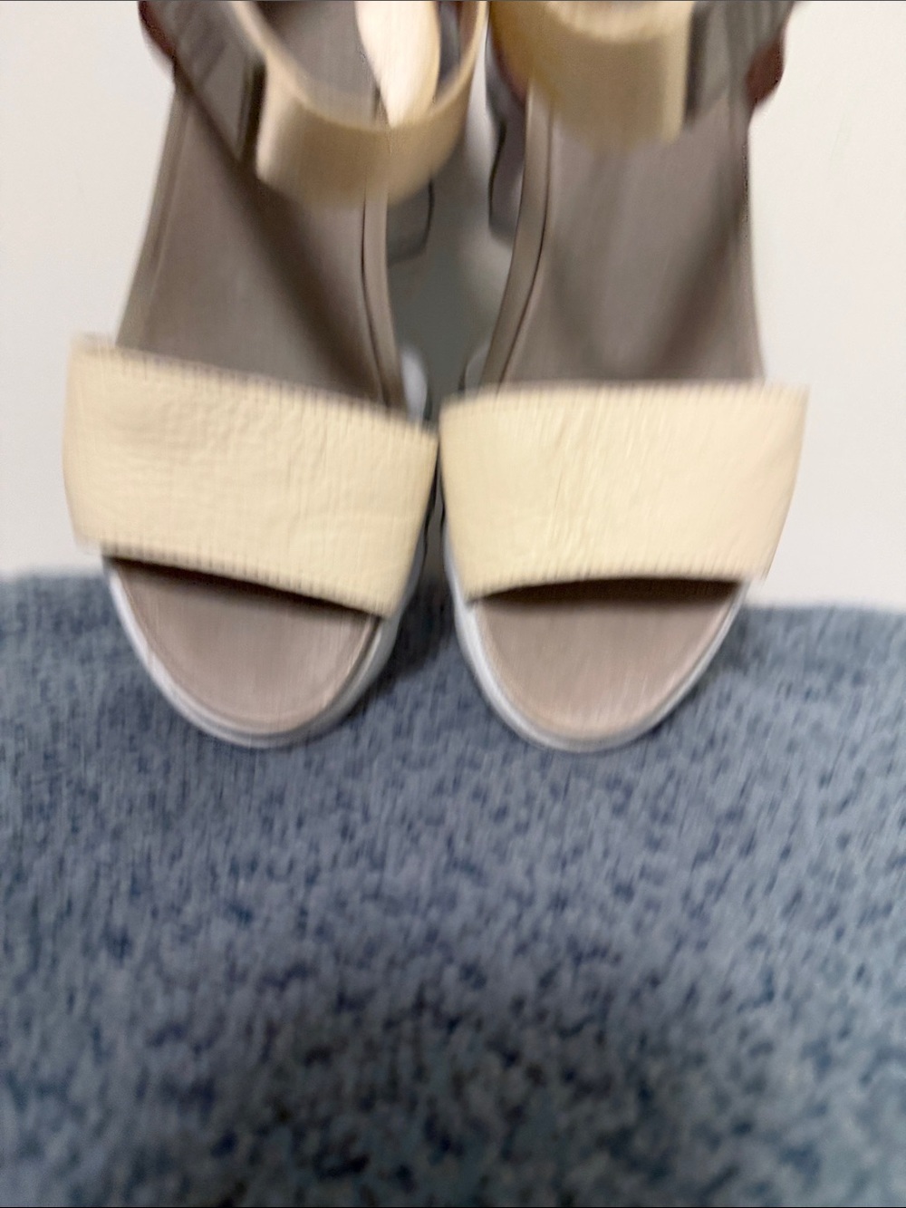 Sorel  Women's Kinetic Sandal Chalk Pink Rose - Picture 3 of 8